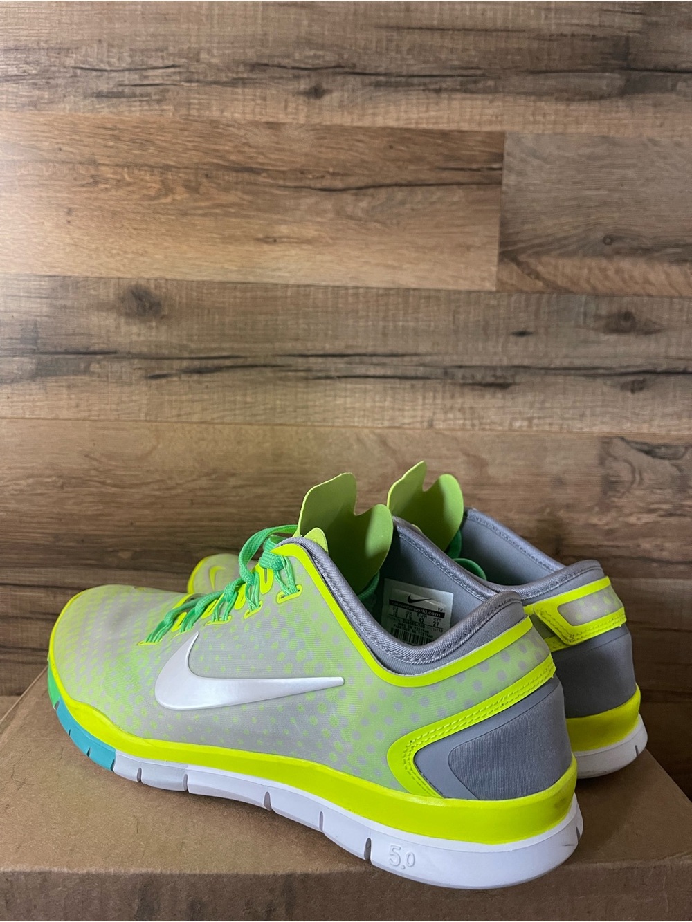 Nike Shoes Women Size 10 Free TR Connect Yellow Gray Training Sneakers